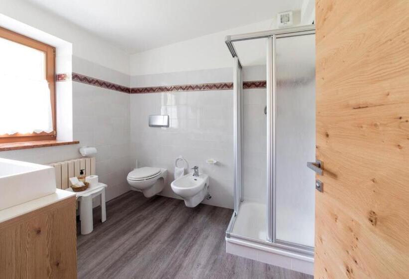 Номер Deluxe, & Ristorante Baita Dovich