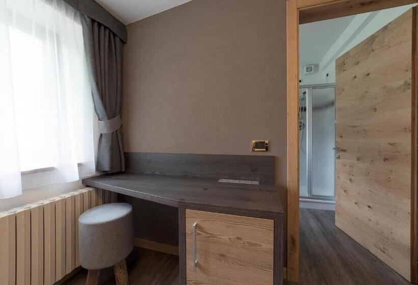 Номер Deluxe, & Ristorante Baita Dovich