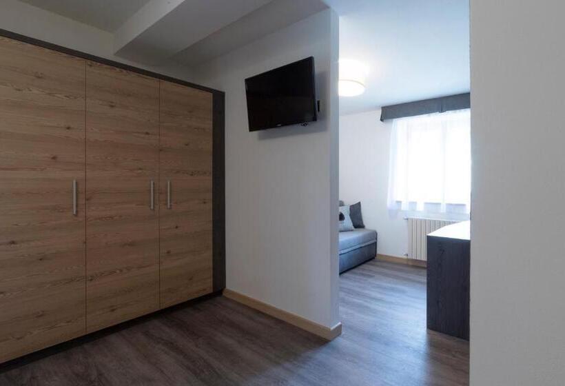 Номер Deluxe, & Ristorante Baita Dovich