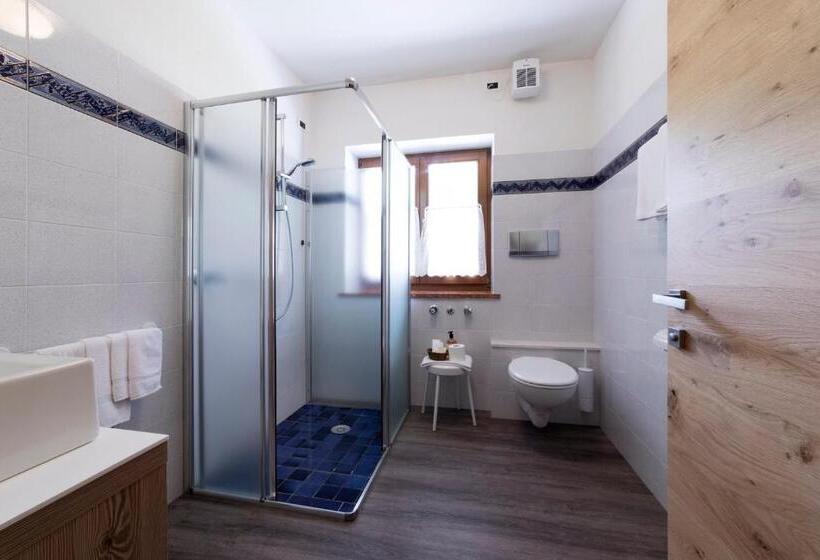 Номер Deluxe, & Ristorante Baita Dovich