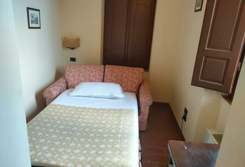 اتاق استاندارد سه نفره, Ristorante Casa Volpi