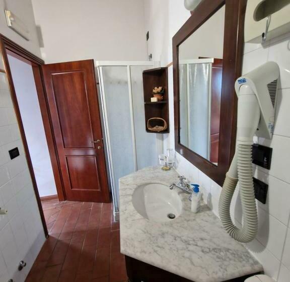 اتاق استاندارد سه نفره, Ristorante Casa Volpi