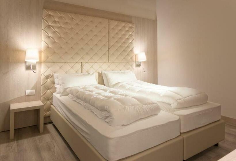 수피리어 룸, Rosengarten