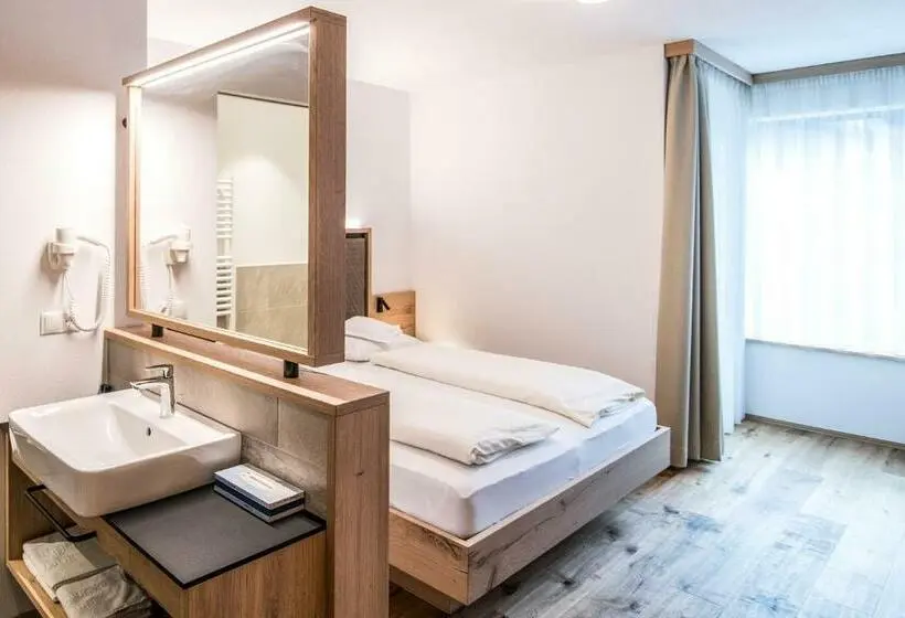Standard-huone, Sterzinger Moos