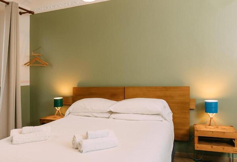 غرفة قياسية, Tomato Urban Retreat