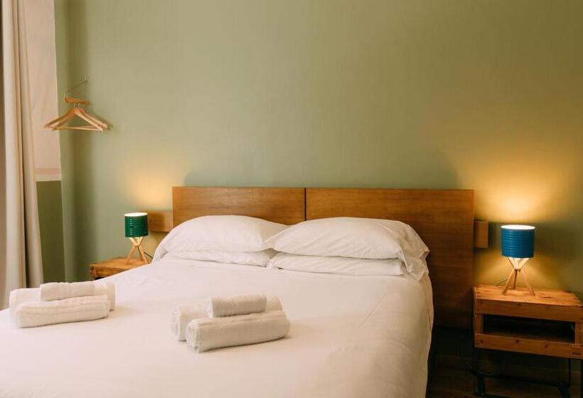 غرفة قياسية, Tomato Urban Retreat