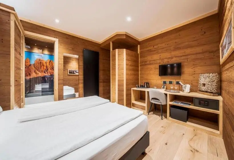 Superior-huone Parveke, Villa Alpina S