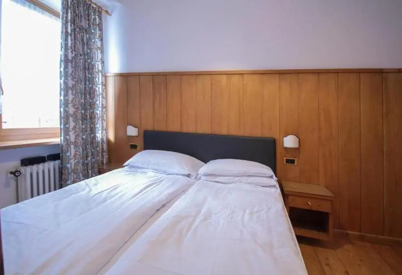 Economy-huone, Villa Alpina S