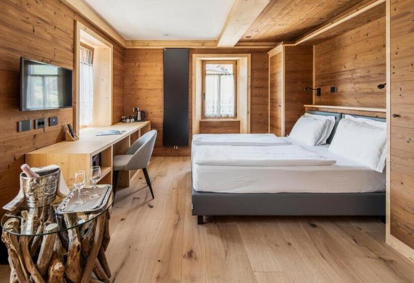 スーペリアールーム, Villa Alpina S