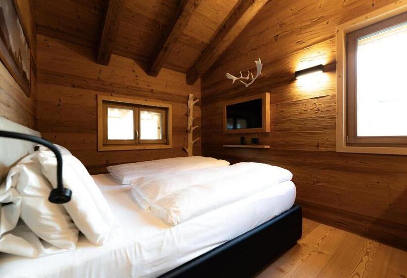 コンフォートルーム, Villa Alpina S