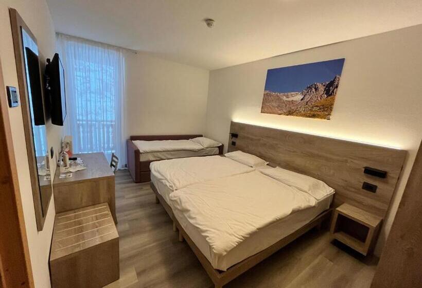 Четырехместный Номер Стандарт, Zanella