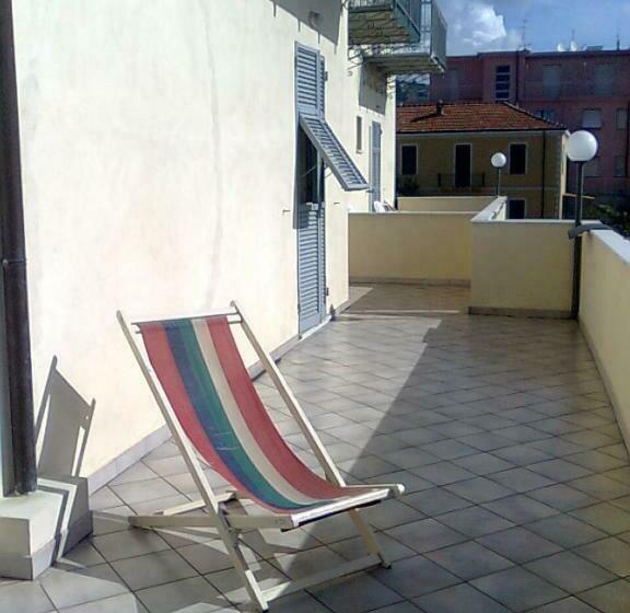 Апартаменты 1 Спальня Вид на Море, Residence Villa Carmen Fronte Mare A 50 Mt