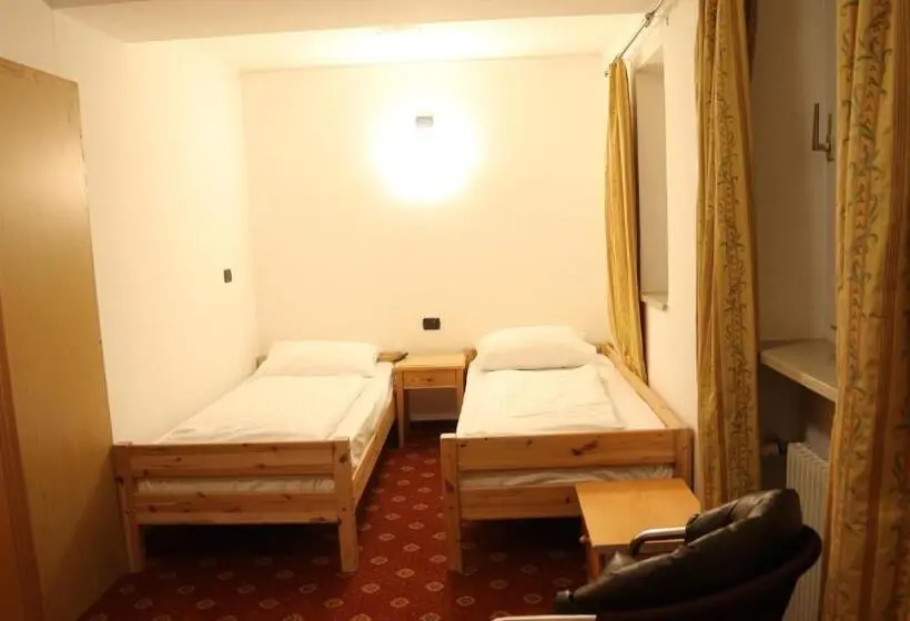 Standard-huone Puutarhanäkymä, Rider Hotel Obereggen