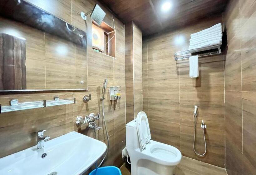 Economy Room, A One Pride ! Puri Fully Air Conditioned Hotel Near Sea Beach & Temple With Lift And Parking Facilit