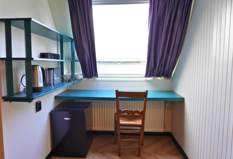 スタンダードトリプルルーム, B&b Catharinenburg, Optionele Wellnessfaciliteiten Beschikbaar!