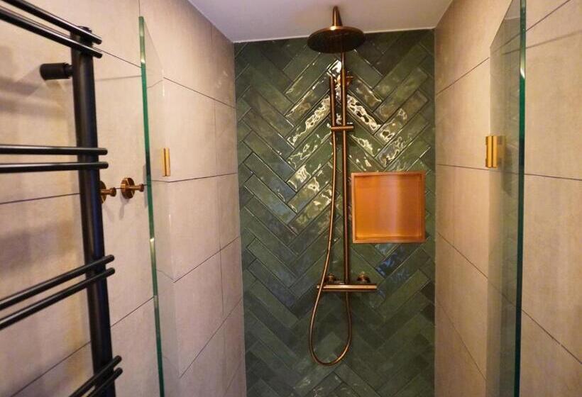 デラックスルーム, B&b Catharinenburg, Optionele Wellnessfaciliteiten Beschikbaar!