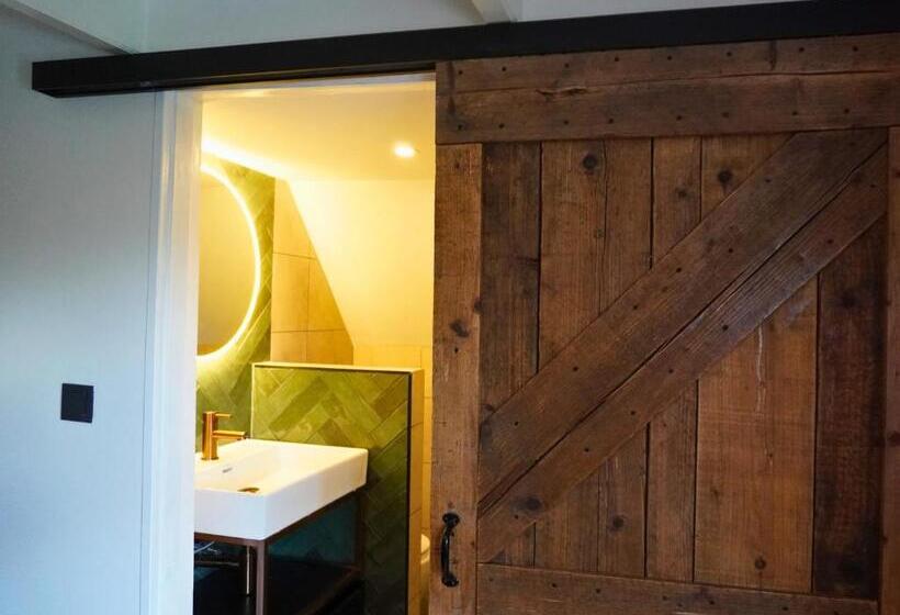 バルコニー付きデラックスルーム, B&b Catharinenburg, Optionele Wellnessfaciliteiten Beschikbaar!