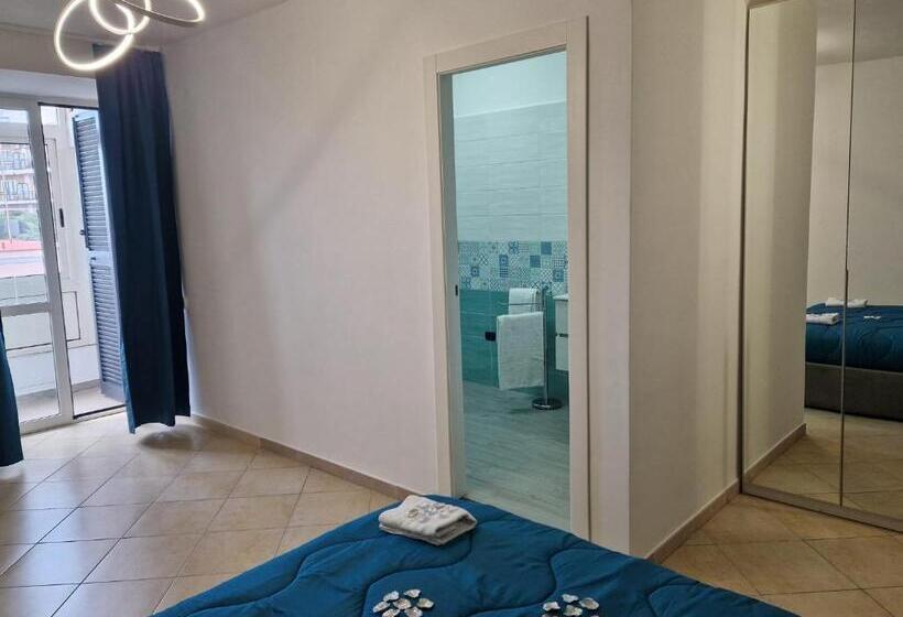 חדר דלוקס נוף לים, Parthenope