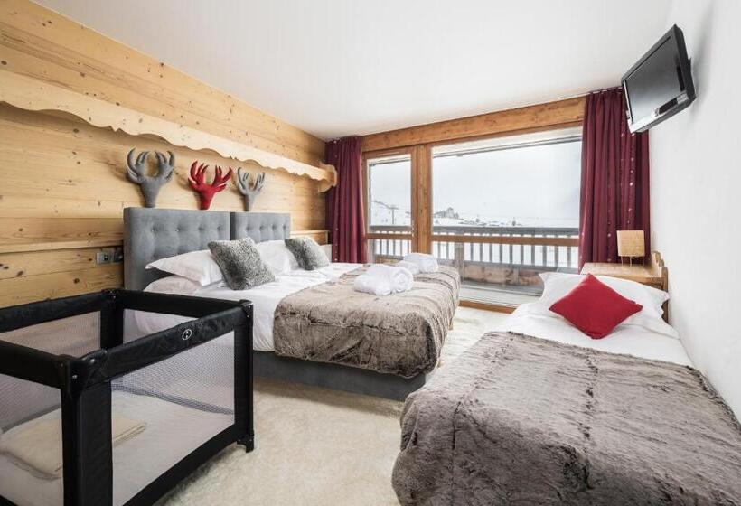 اتاق استاندارد سه تخته با بالکن, Chalet Hotel La Corniche