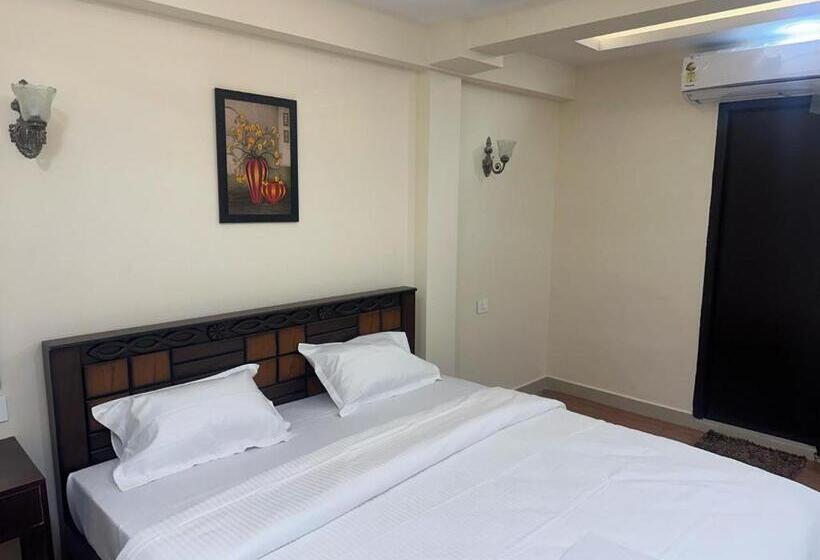 חדר אקונומי, Brown Berry Inn