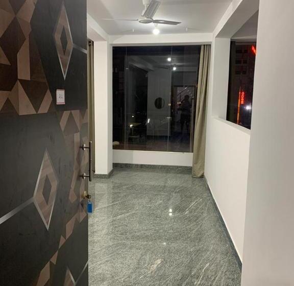 Perhesviitti, Comfort Stay Inn