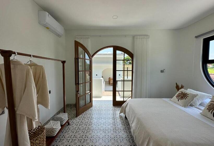 חדר דלוקס, La Luna