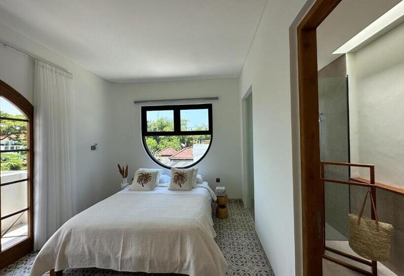 חדר דלוקס, La Luna