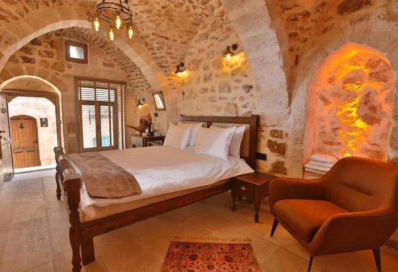 اتاق استاندارد با تخت بزرگ, Marvel Otel