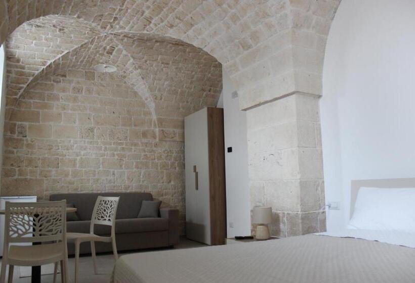Quarto Quádruplo Clássico, B&b Olio Su Pietra