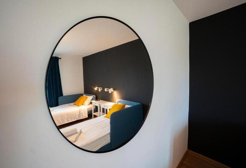 غرفة قياسية ثلاثية ذات اطلالة, Cozy Nook B&b   Free Private Parking