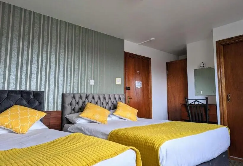 スタンダード4人部屋, Fairy Bridge Lodge