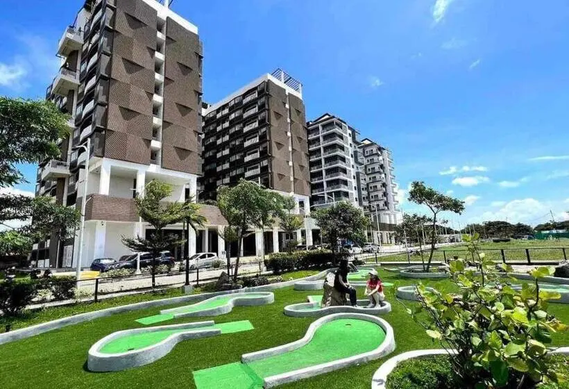 バルコニー付きスタンダードステューディオ, Cozy Studio Unit In A Condominium