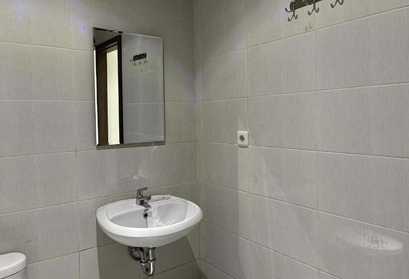 标准间, Good Day Inn