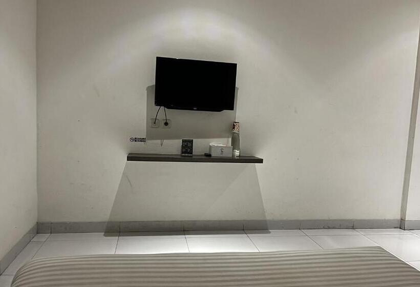 标准间, Good Day Inn