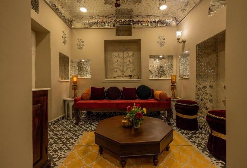 اتاق لوکس, Sheel Mahal  Near Hawa Mahal