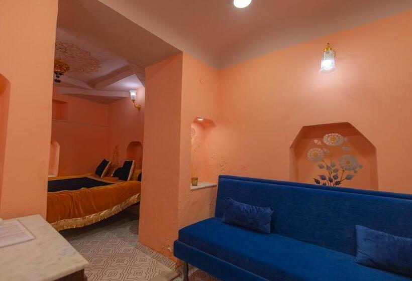 חדר דלוקס, Sheel Mahal Near Hawa Mahal