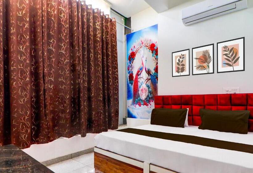 Pokój Trzyosobowy Klasyczny, Oyo Hotel Arise