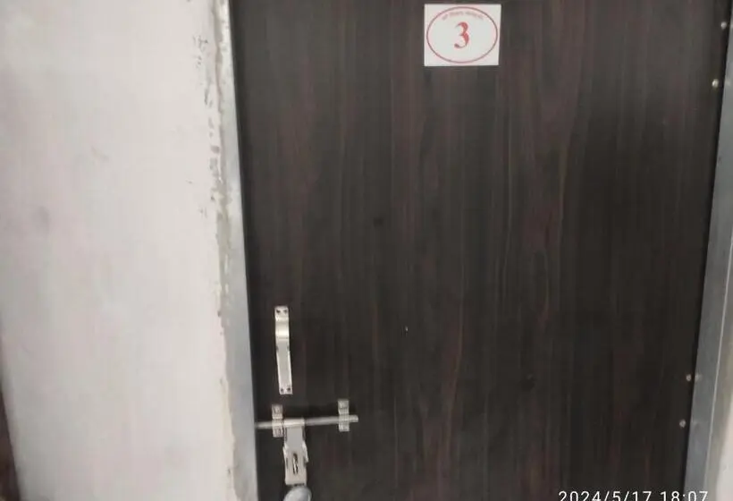 スタンダードルーム, Kuber Bhandari Guest House And Hotel, Sehore