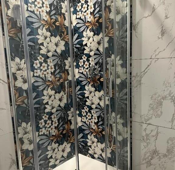 סטודיו דלוקס, Villa Lucia