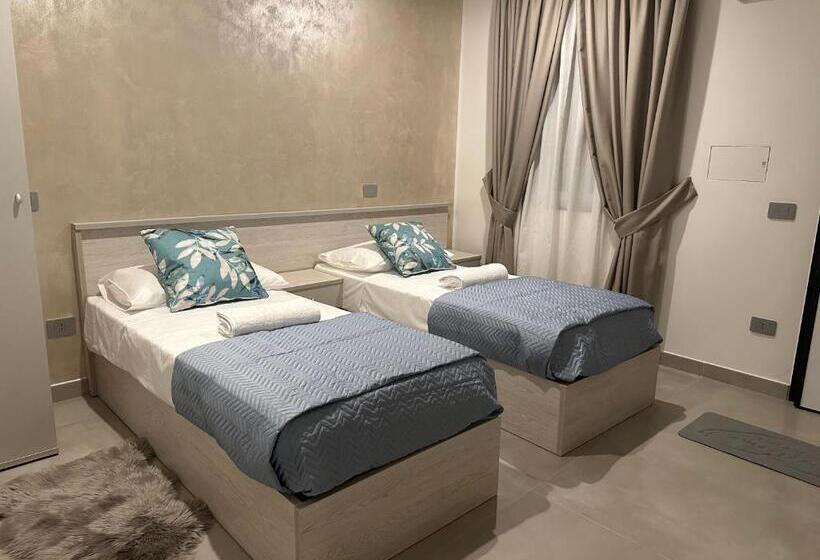 סטודיו דלוקס, Villa Lucia