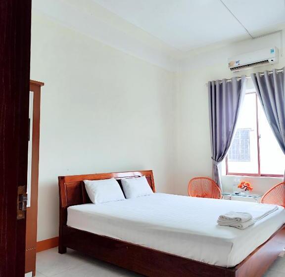 اتاق لوکس با چشمانداز دریا, View Nhat Le Beach