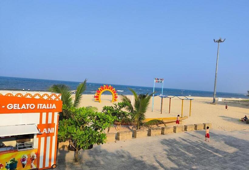 اتاق سه نفره دلوکس با چشمانداز دریا, View Nhat Le Beach