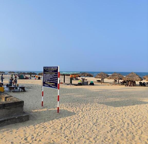 اتاق سه نفره دلوکس با چشمانداز دریا, View Nhat Le Beach