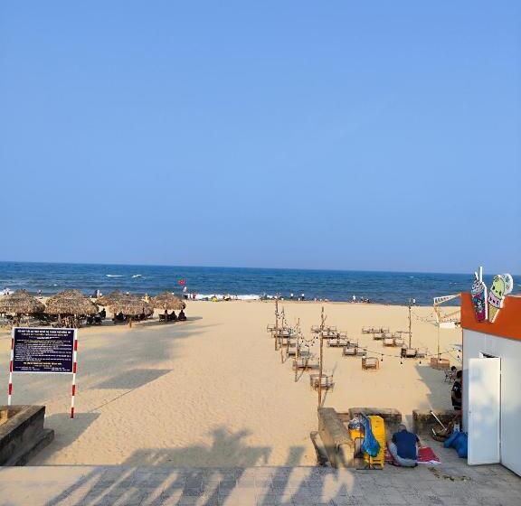اتاق سه نفره دلوکس با چشمانداز دریا, View Nhat Le Beach