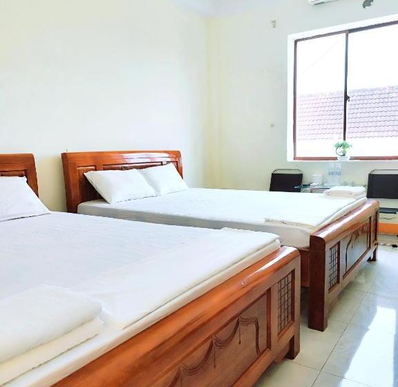 Standard Room Garden View, View Nhat Le Beach