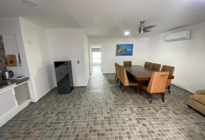 جناح ديلوكس, Blue Inn Hotel & Suites