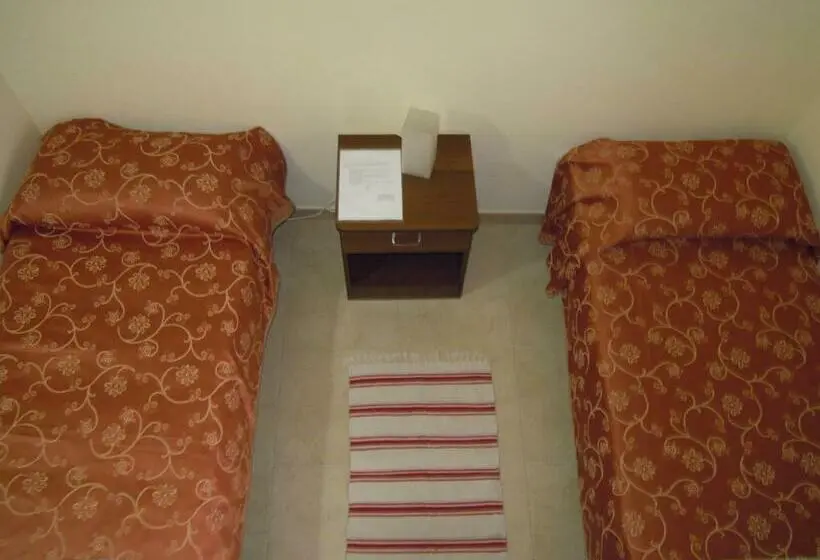バス共有のスタンダードルーム, B&b Casale Spisari