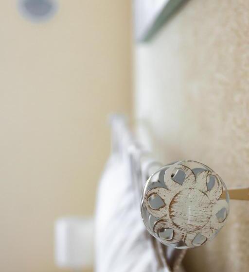 اتاق خانوادگی, B&b Vignola