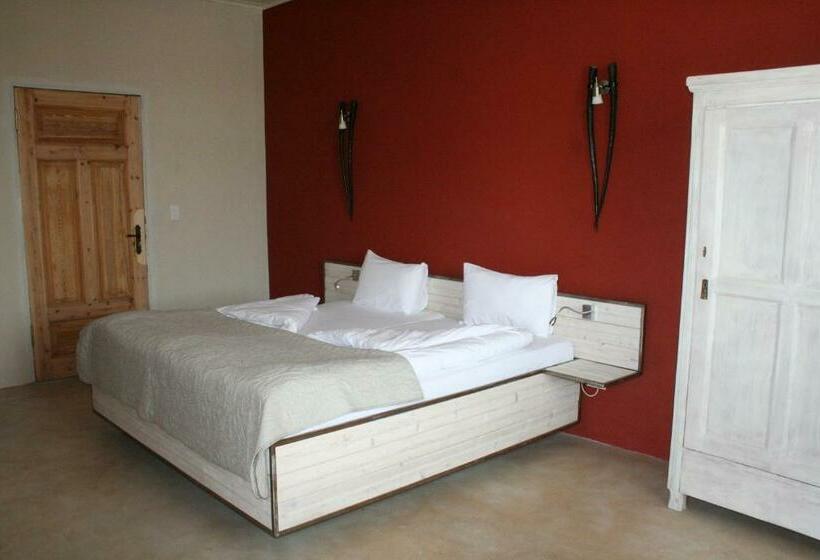 اتاق استاندارد, A La Mer