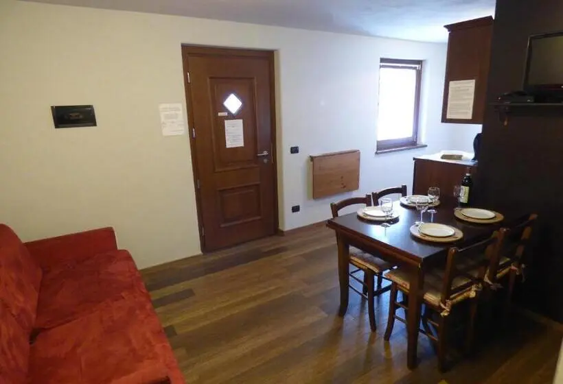 آپارتمان 2 خوابه, Hosquet Lodge